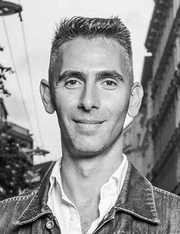 Lars vonRoosendaal Lars vonRoosendaal